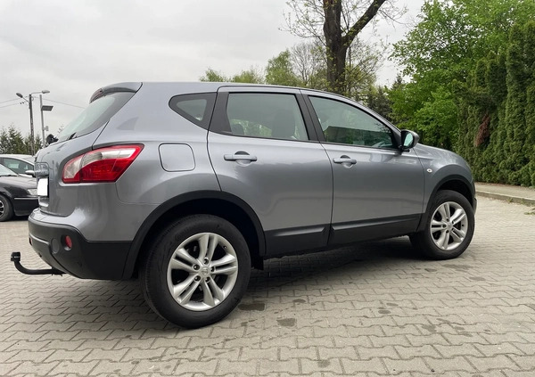 Nissan Qashqai cena 41800 przebieg: 182000, rok produkcji 2011 z Kielce małe 407